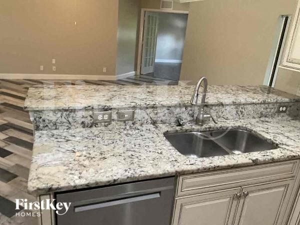 Building Photo - 1508 SW 28th Terrace