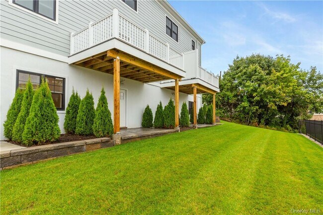 Building Photo - 179 Adelphi Ave