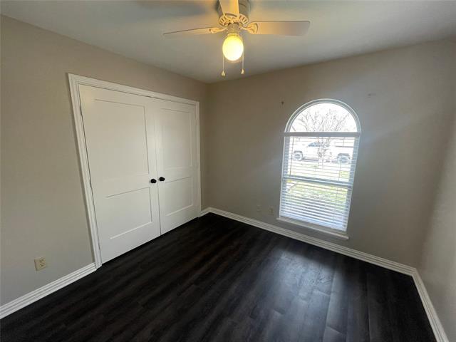 Building Photo - 407 Woodcrest Way