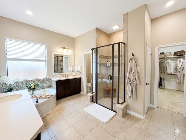 Building Photo - 7007 Fall Creek Ln