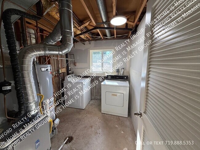 Building Photo - 7317 Liberty Ct