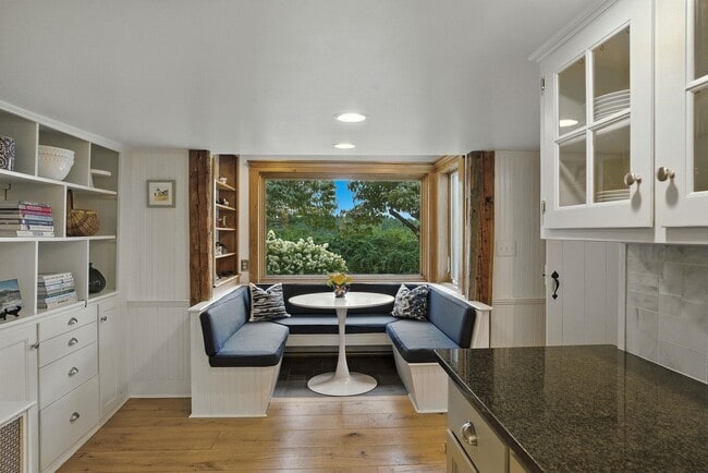 Building Photo - 199 Upland Farm Rd