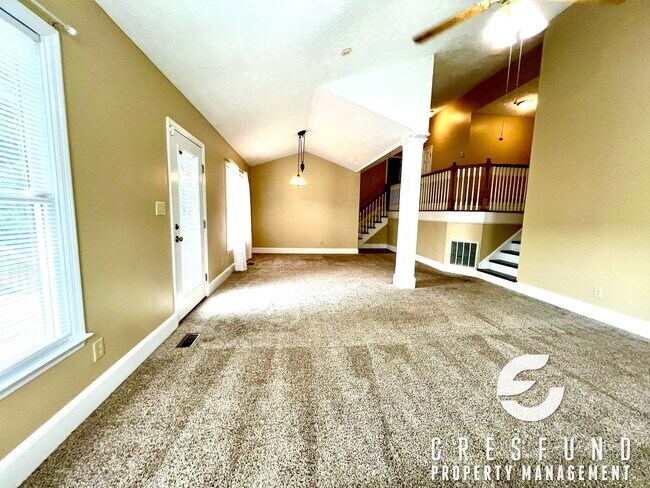 Building Photo - Waterview 3BR 2Bath Off Ramsey Street