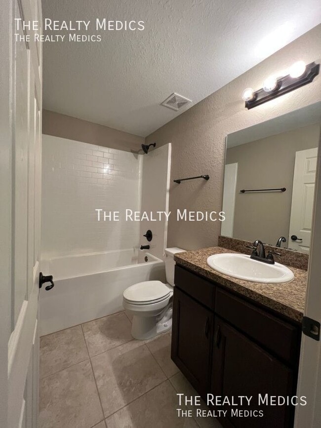 Building Photo - 481 Marion Oaks Blvd