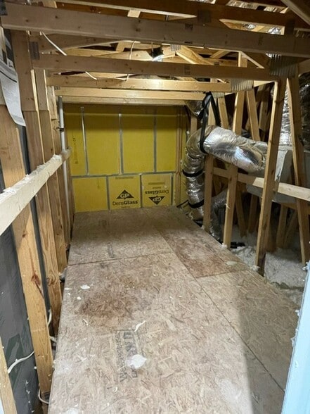 Building Photo - 2356 Elowen Ln