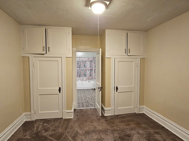 Building Photo - 511 Fairmount Ave