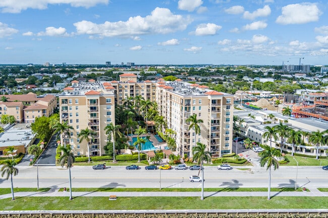 Building Photo - 1801 N Flagler Dr