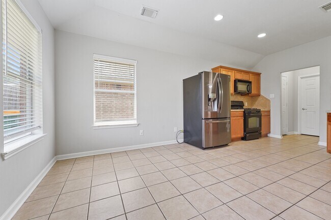 Building Photo - 2614 Royal Thistle Dr