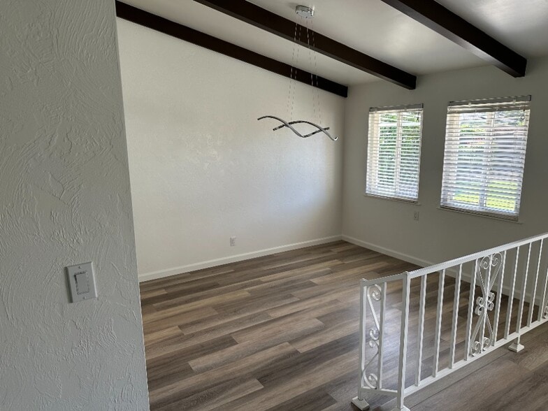 Building Photo - 3133 W Mill Creek Dr