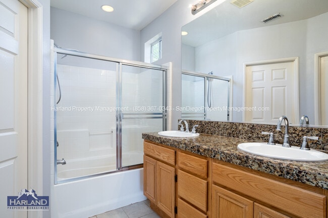 Building Photo - 11801 Miro Cir
