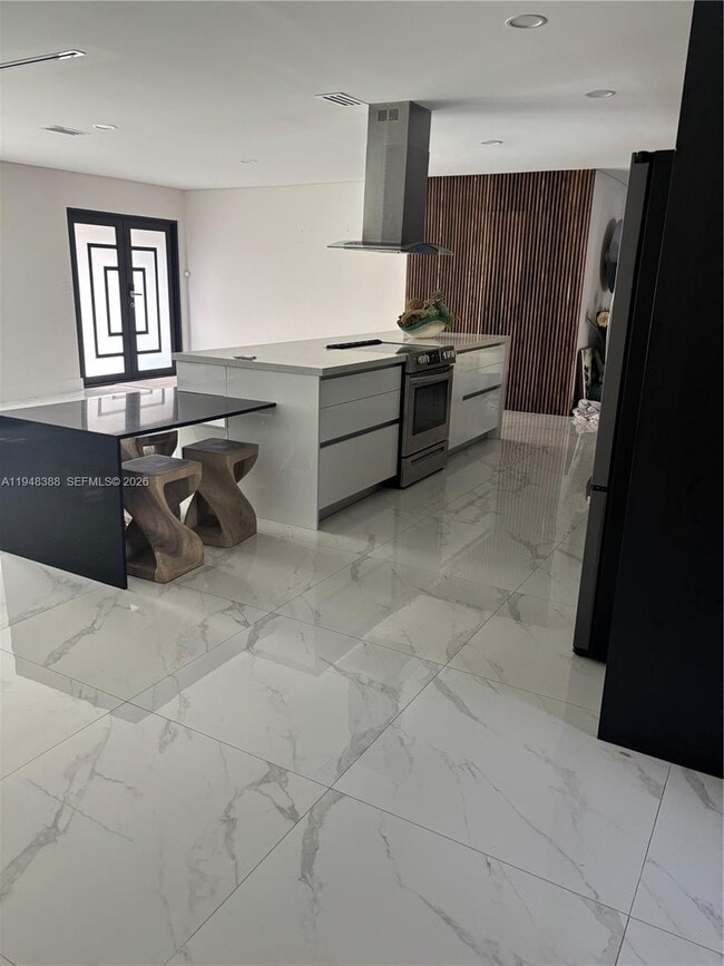 Building Photo - 7261 NW 6th Ct