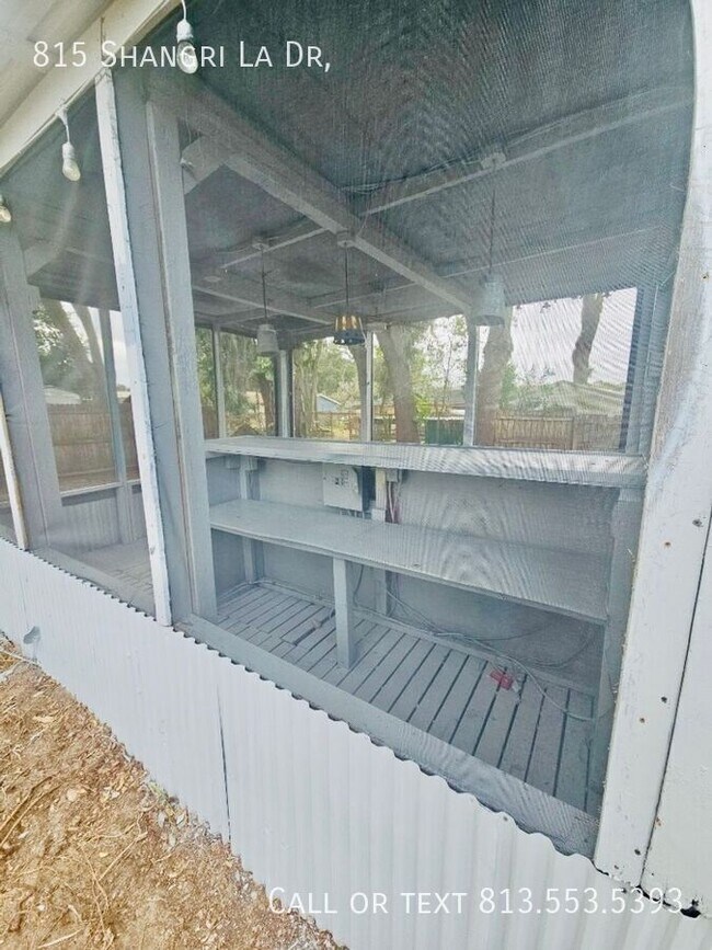 Building Photo - 815 Shangri La Dr