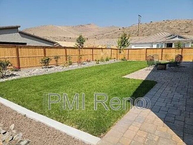 Building Photo - 8402 Simsbury Dr