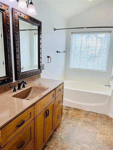 Building Photo - 4829 Fox Ridge Ln