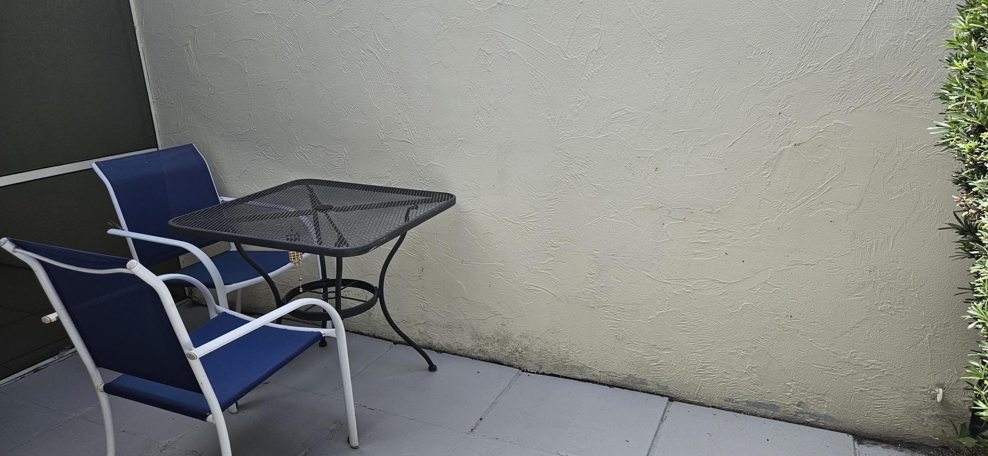 Building Photo - 6215 Green View Cir