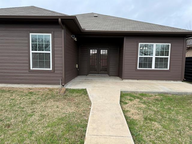 Building Photo - 3118 Roosevelt Ave