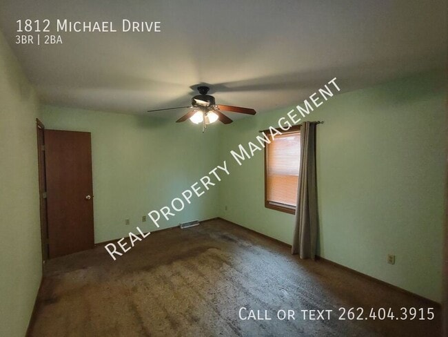 Building Photo - 1812 Michael Dr