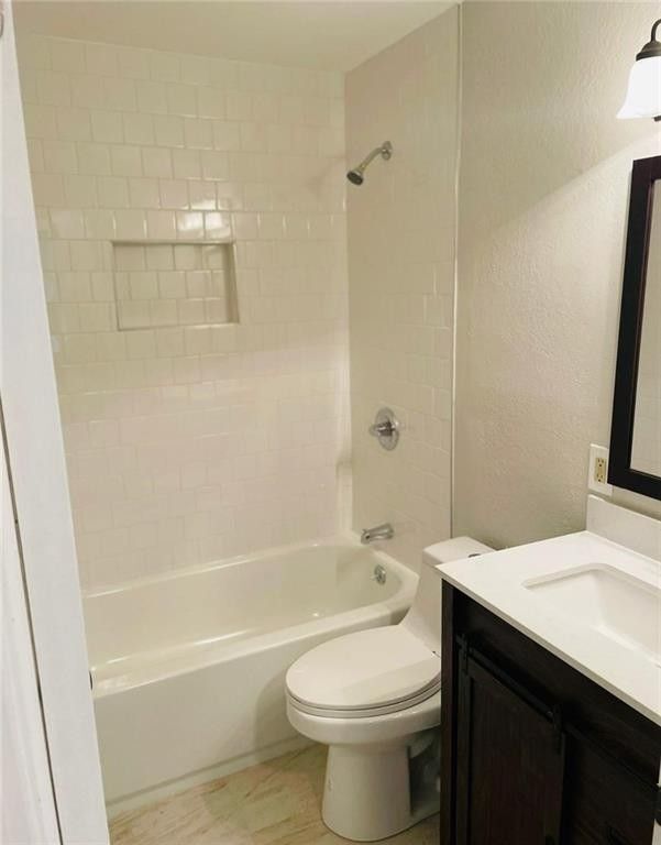 Bathroom - 1501 Monteel Dr NW