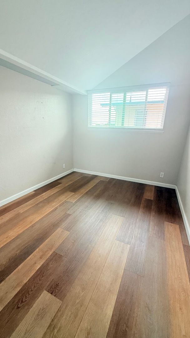 Building Photo - 14723 Martell Ave