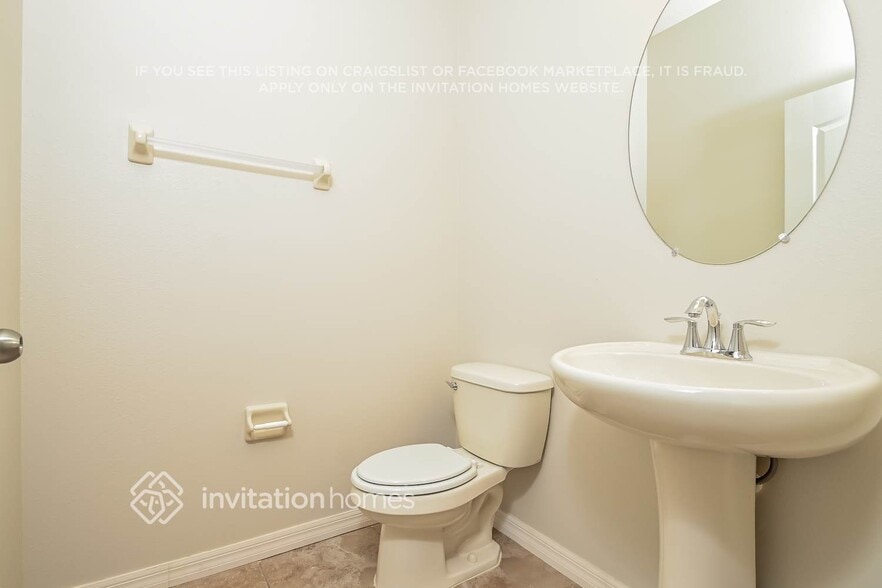 Building Photo - 2708 Garden Falls Dr