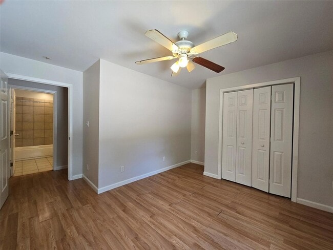 Building Photo - 4516 Russell Dr