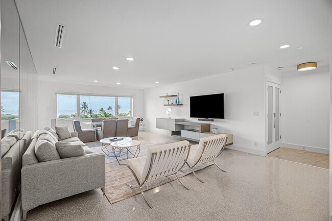 Building Photo - 120 N Ocean Blvd