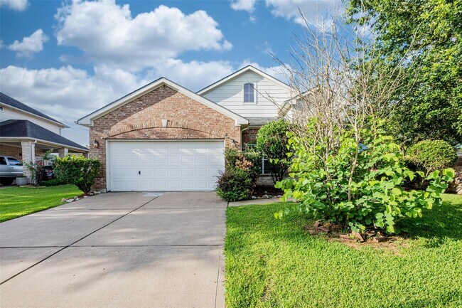 Building Photo - 13727 Charterhouse Way