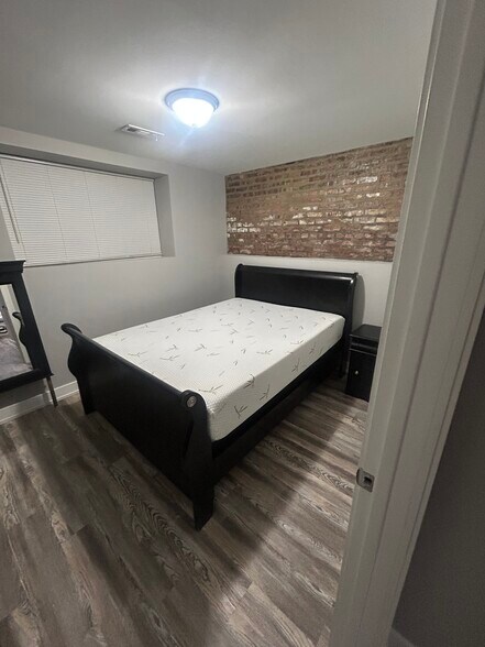 2nd bedroom (queen-sized bed for room size consideration) - 6420 S Saint Lawrence Ave