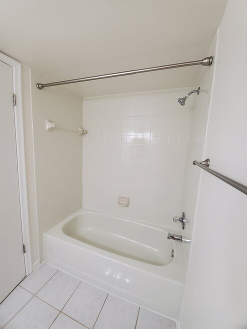 Building Photo - 10885 NW 7th St