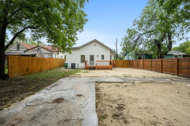 Building Photo - 2035 Martin Luther King Dr