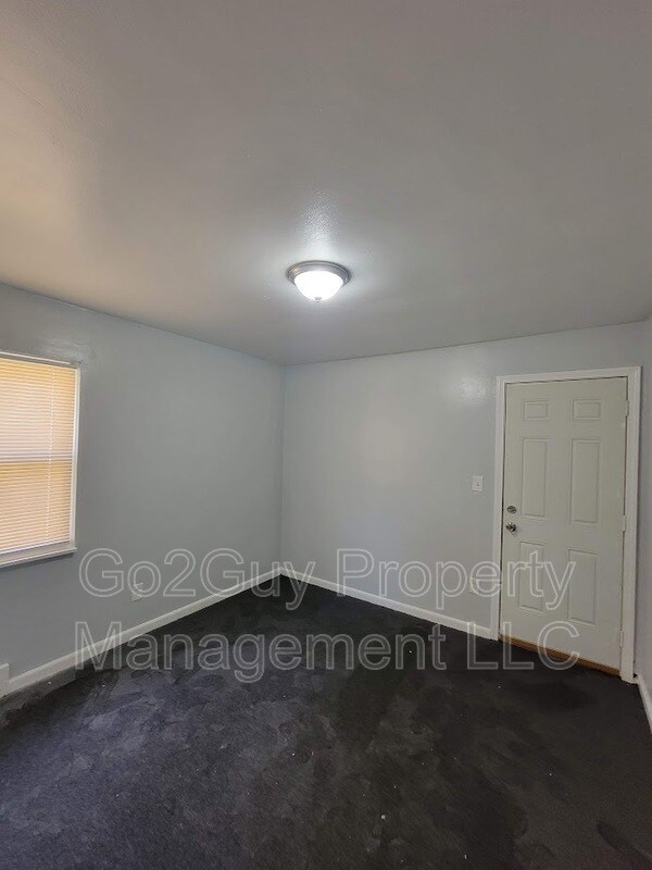 Building Photo - 18644 Forrer St