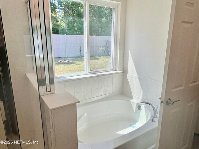 Building Photo - 2244 Hudson Grove