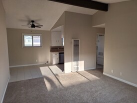 Building Photo - 2113 Gates Ave