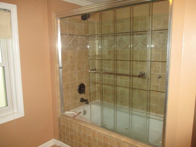 Building Photo - Townhome for rent in Upper Fells Point (Butcher's Hill)