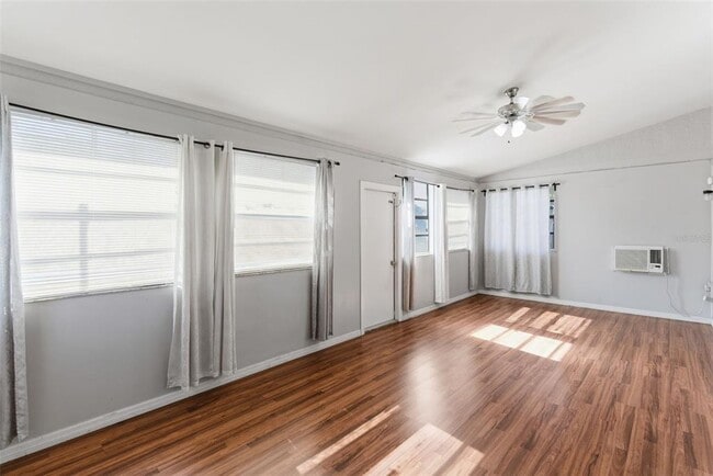 Building Photo - 6714 Gadwall Ln