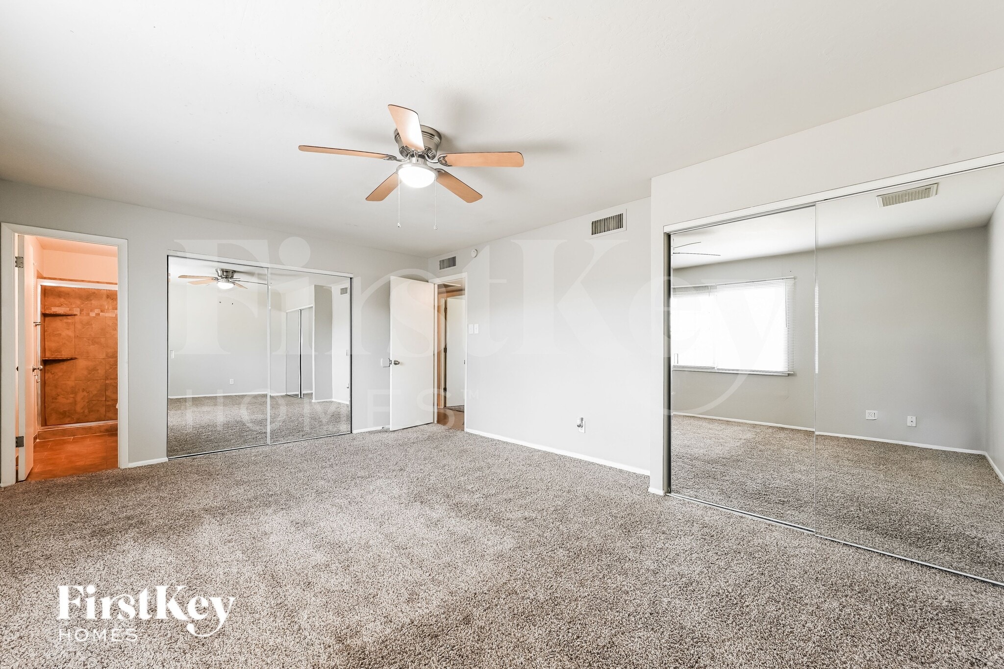 Building Photo - 15250 N 32nd Dr