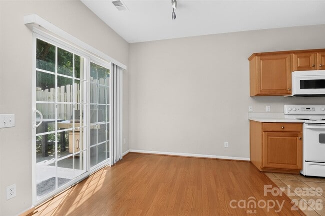 Building Photo - 8115 Kincaid Ct