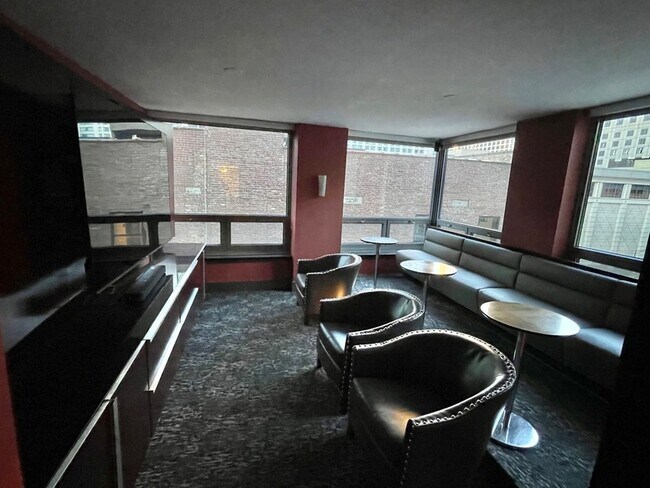 Building Photo - 440 N Wabash Ave