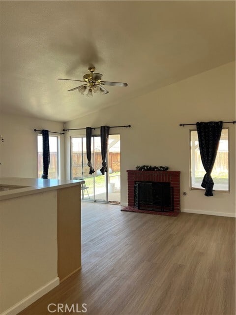 Building Photo - 10966 Willow Ln