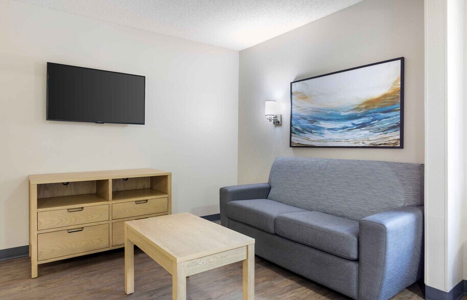 Building Photo - Furnished Studio-Arlington - Six Flags