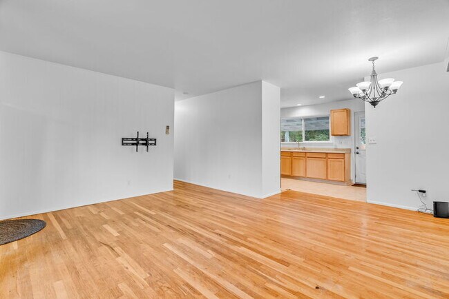 Building Photo - 12620 SW 12th St