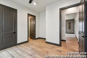 Building Photo - 661 inner