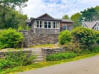 Building Photo - 121 Old Schoolhouse Rd