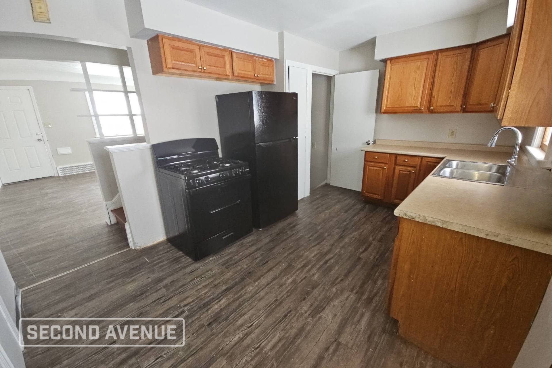 Building Photo - 3990 Jo Ann Dr