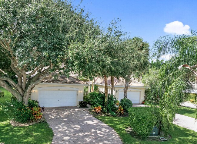 Building Photo - 9795 Crescent View Dr S