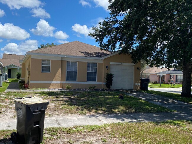 Primary Photo - Pool Home for Rent