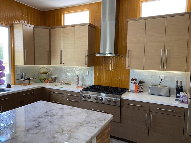 Building Photo - 4259 Calle Mejillones