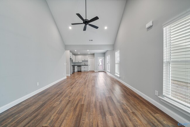 Building Photo - 1013 Highgrove Hts NW