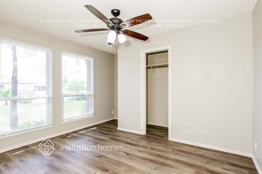 Building Photo - 3534 W Mercer Ln