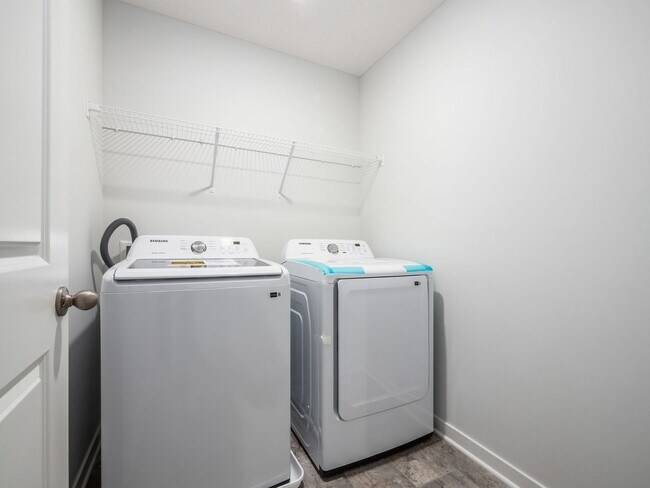 Building Photo - Brand New Construction Near the Future Anduril Factory!